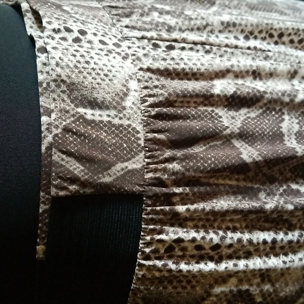 Inc Python Pant. - image 2